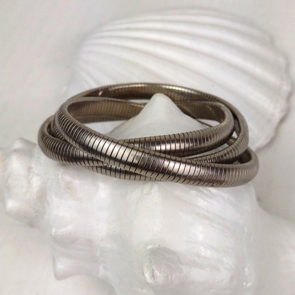 ♥️Bundle Only♥️ Vintage Marshal Metal Silver Tone 3 Strand Stretch Boho Bracelet - Picture 2 of 13